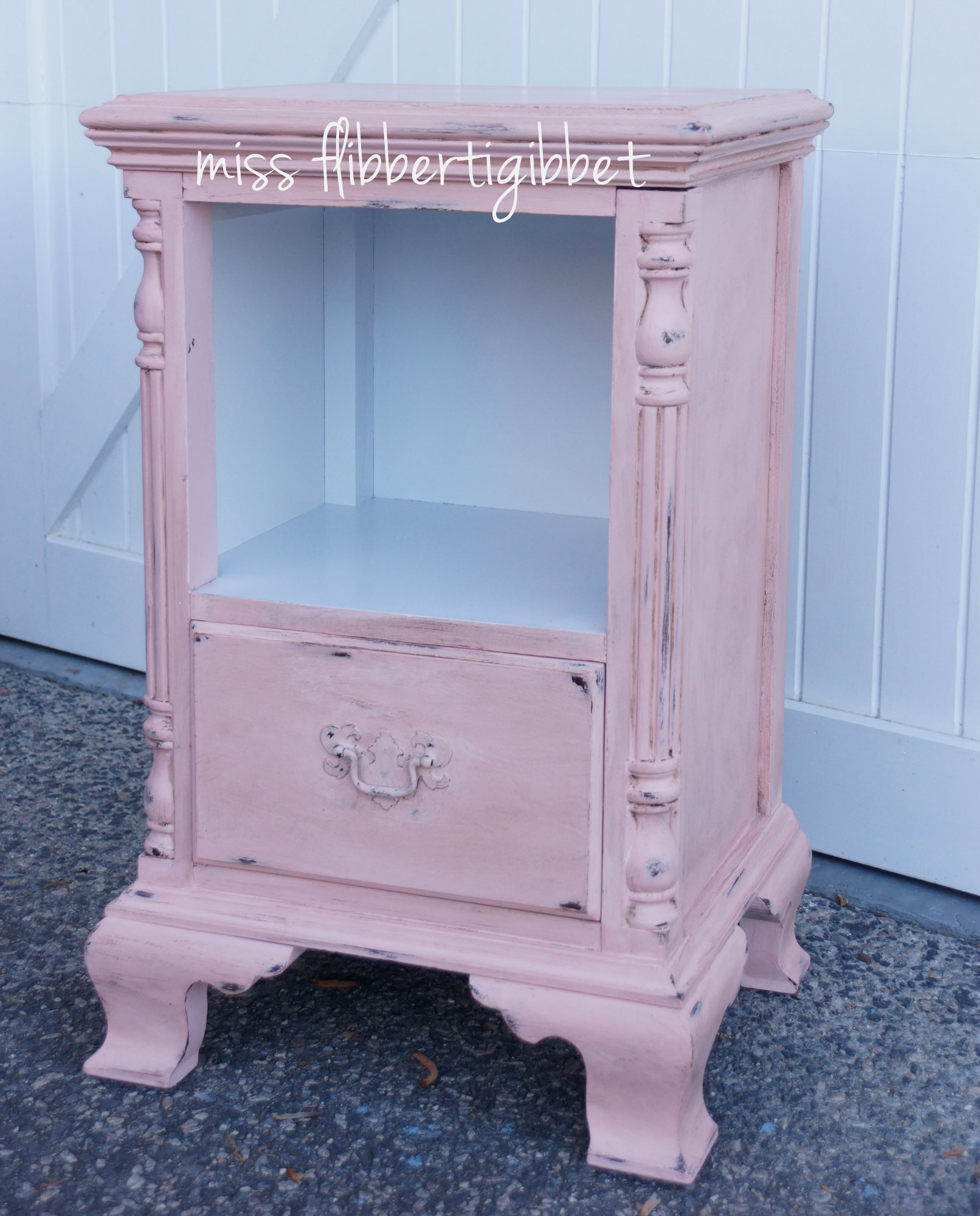 little girl nightstand