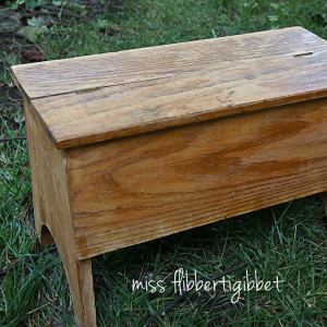 Milk Paint: Vintage Shoebox Makeover