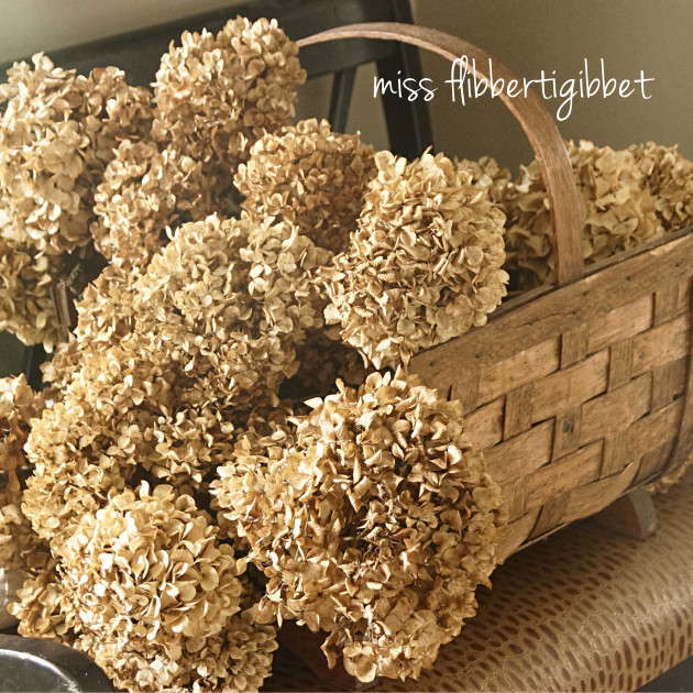 fall-decor-foyer-8