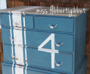 Milk Paint: Beachy Nautical Chest