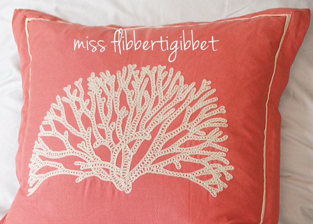 gray-coral-room-inspiration-pillow