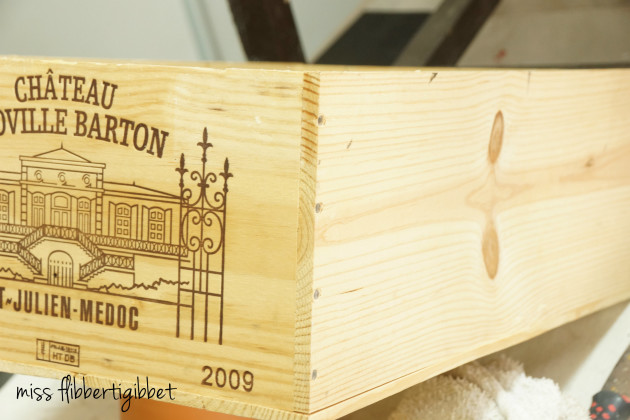 milk-paint-wine-crate-2